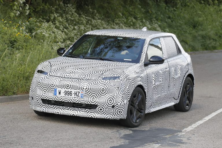 Po sledeh renaulta 5